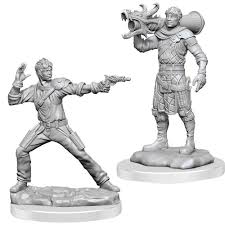 Dungeons & Dragons: Nolzur's Marvelous Unpainted Miniatures - W19 Human Artificer & Human Apprentice | Deep Dive Games St. Marys